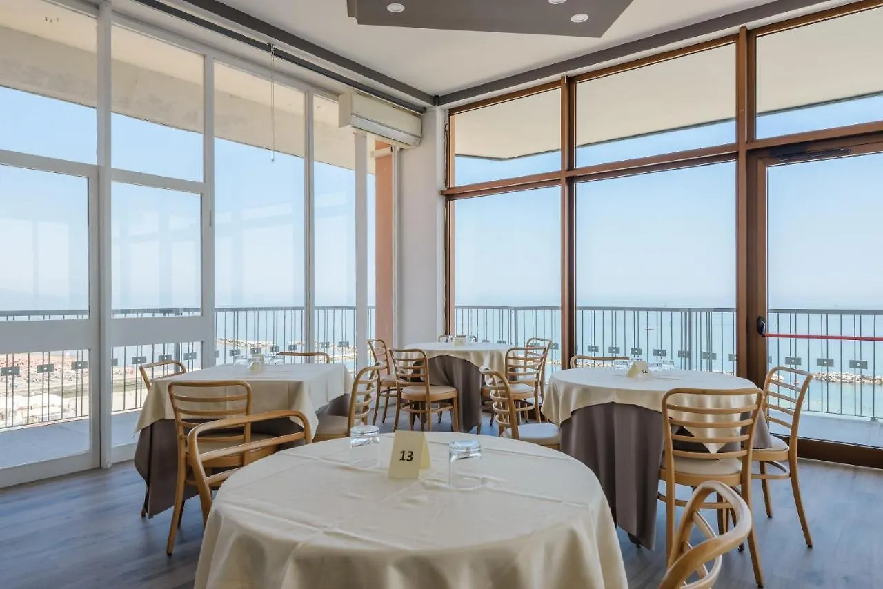 Hotel Diplomat Marine à Cattolica