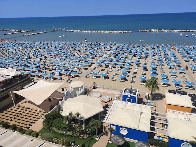 Hotel Diplomat Marine Cattolica 3*,