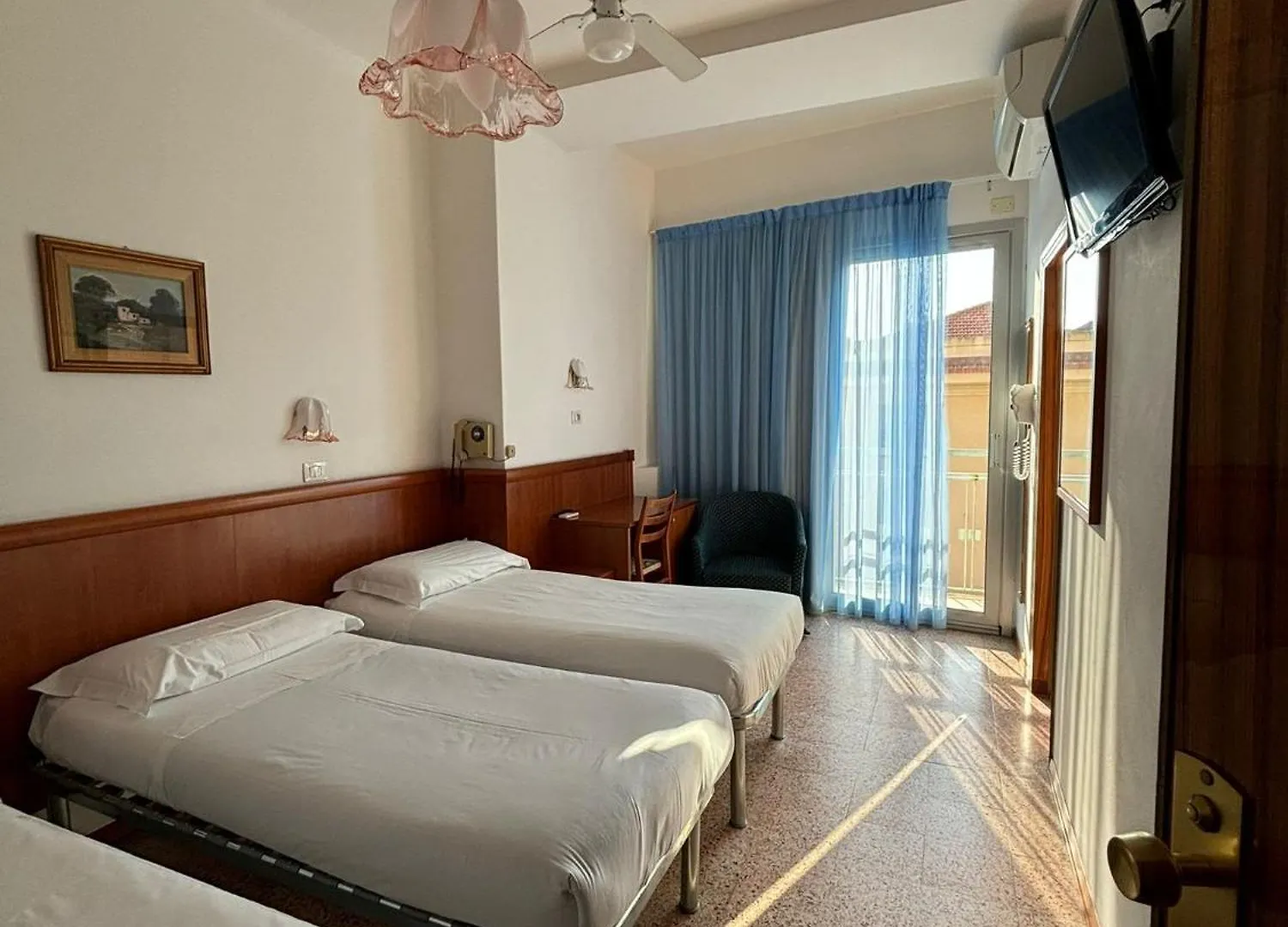 Hotel Diplomat Marine Cattolica