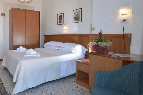 Hotel Diplomat Marine Cattolica