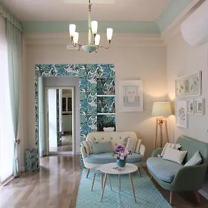 Flora Hotel